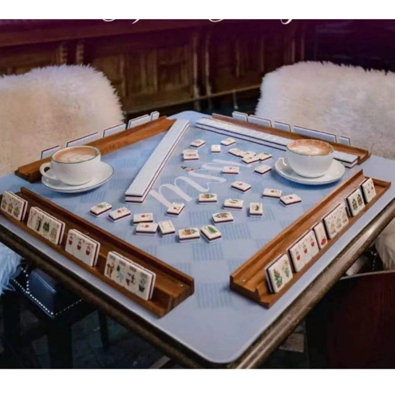 Ski themed mahjong tile set